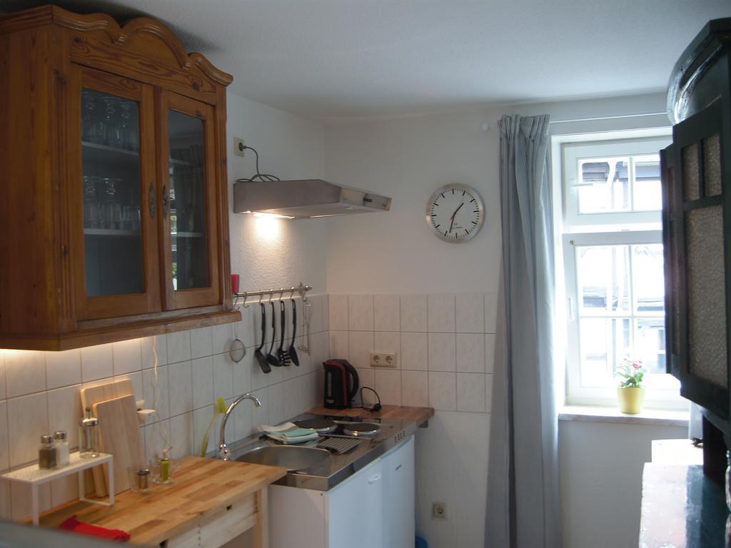 Ferienwohnungen Zur Kaiserstrasse 奎德林堡 客房 照片