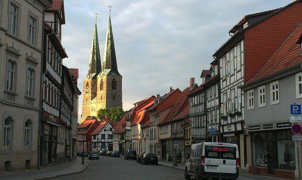Ferienwohnungen Zur Kaiserstrasse 奎德林堡 客房 照片